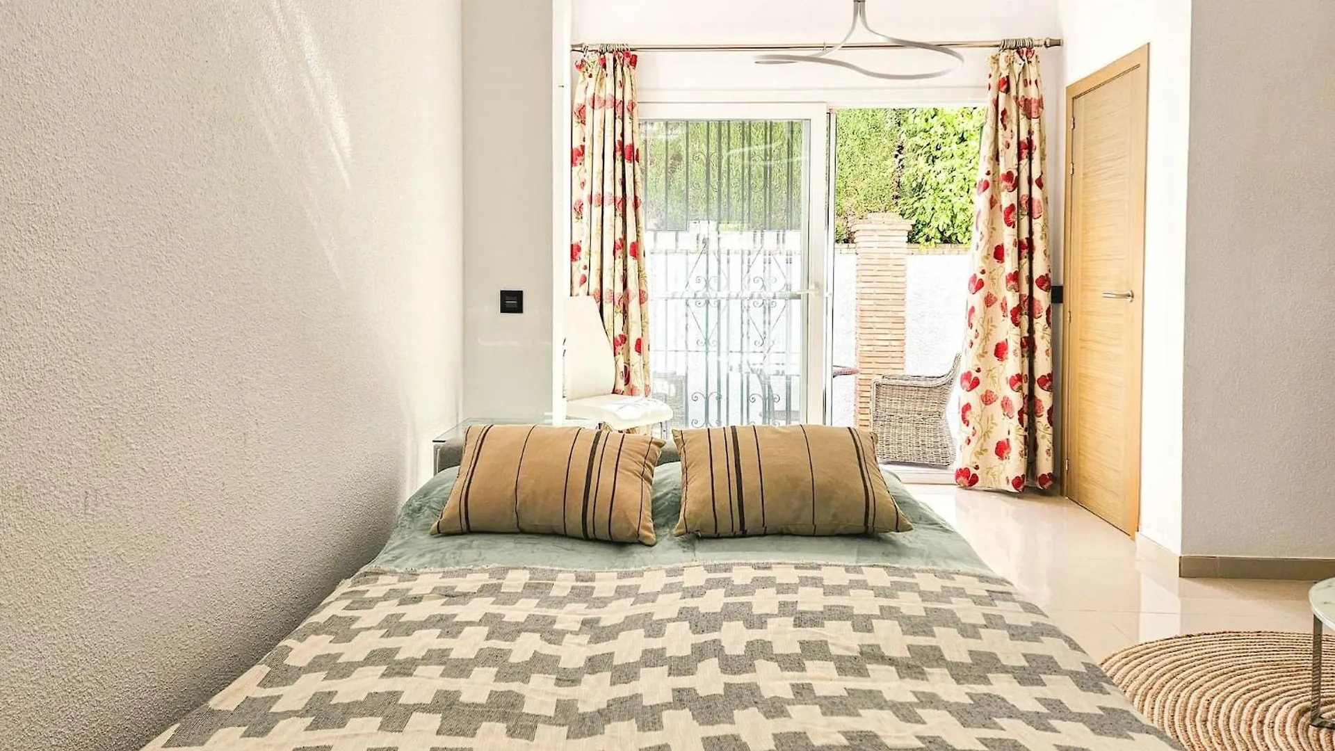 Holiday home Two Bed House In Calahonda Just 1Km To The Beach MIJAS COSTA